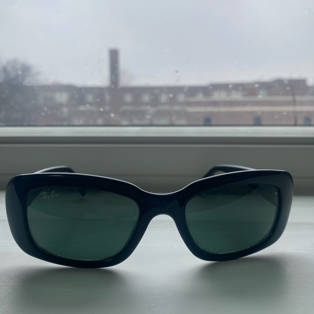 Ray-Ban women sunglasses!!